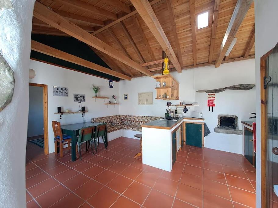 Casita - Your Home In Flores Lajes das Flores Bagian luar foto